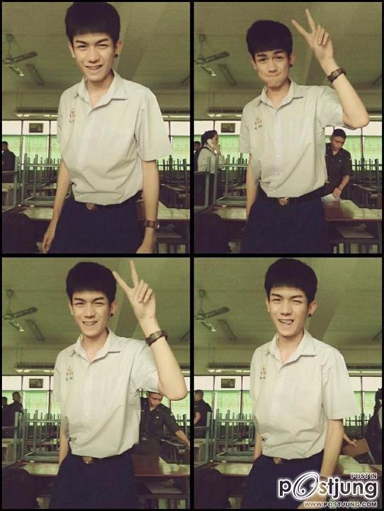 "Arm Chainoi" หนุ่มหล่อลากกก จาก Facebook