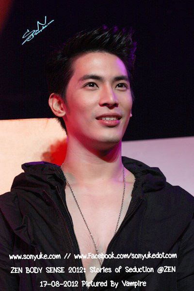 สน ยุกต์ งาน ZEN BODY SENSE 2012 : Stories of Seduction @ ZEN