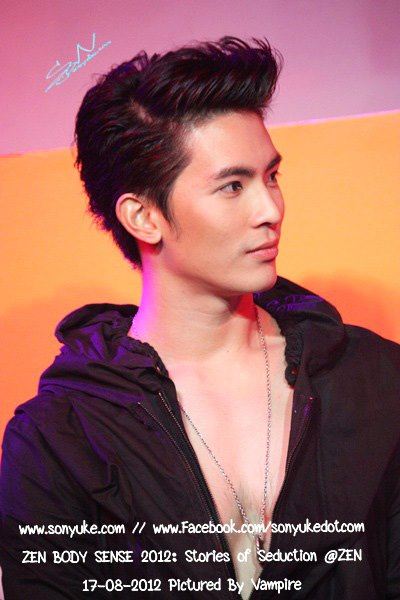 สน ยุกต์ งาน ZEN BODY SENSE 2012 : Stories of Seduction @ ZEN