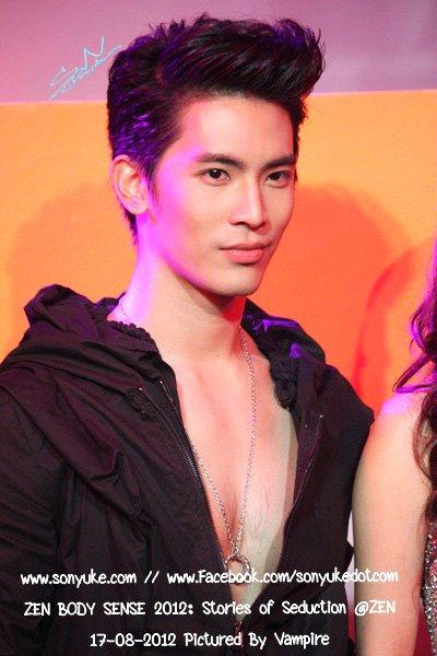 สน ยุกต์ งาน ZEN BODY SENSE 2012 : Stories of Seduction @ ZEN