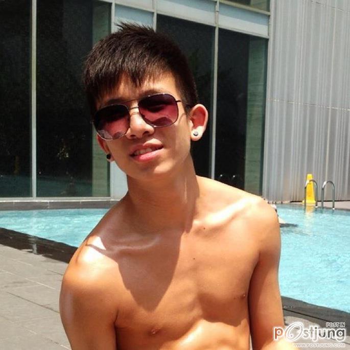 คนรักหนุ่มน้อยสิงคโปร์ - jerome Alexander chan