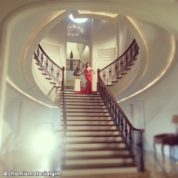 ชมพู่ อารยา กับเบื้องหลังการถ่ายทำ MV ละครเวที Reya The Musical