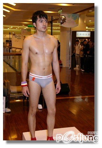คนรักหนุ่มเซ็กซี่ 352