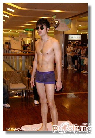 คนรักหนุ่มเซ็กซี่ 352