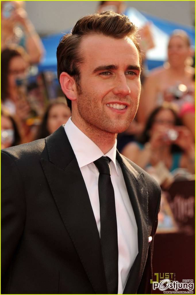 Matthew Lewis (เนวิลล์ ลองบัตท่อม) โตมาก็เป๊ะใช่ย่อยเหมือนกันน่ะเนี่ยยย