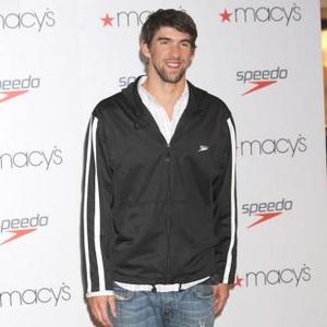 Michael Phelps นักว่ายน้ำหนุ่มสุดฮอต กับแฟชั่น Louis Vuitton