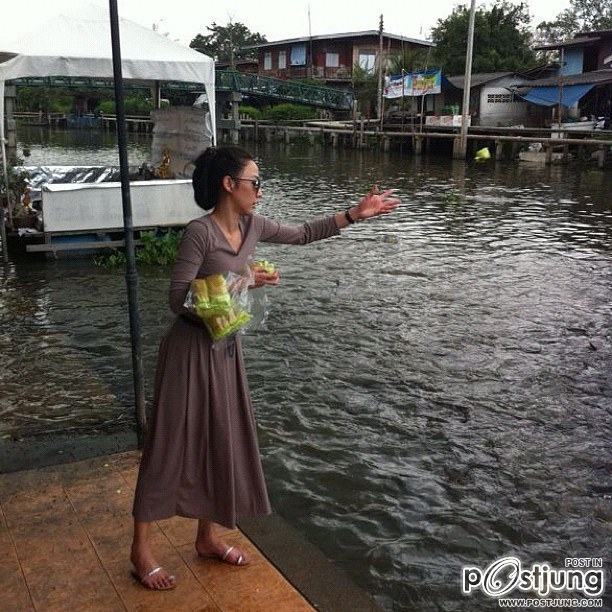@aum_patchrpa : ถึงเวลาปล่อยปลาที่ซื้อมา บุญครั้งนี้ยกให้น้องสตางค์
