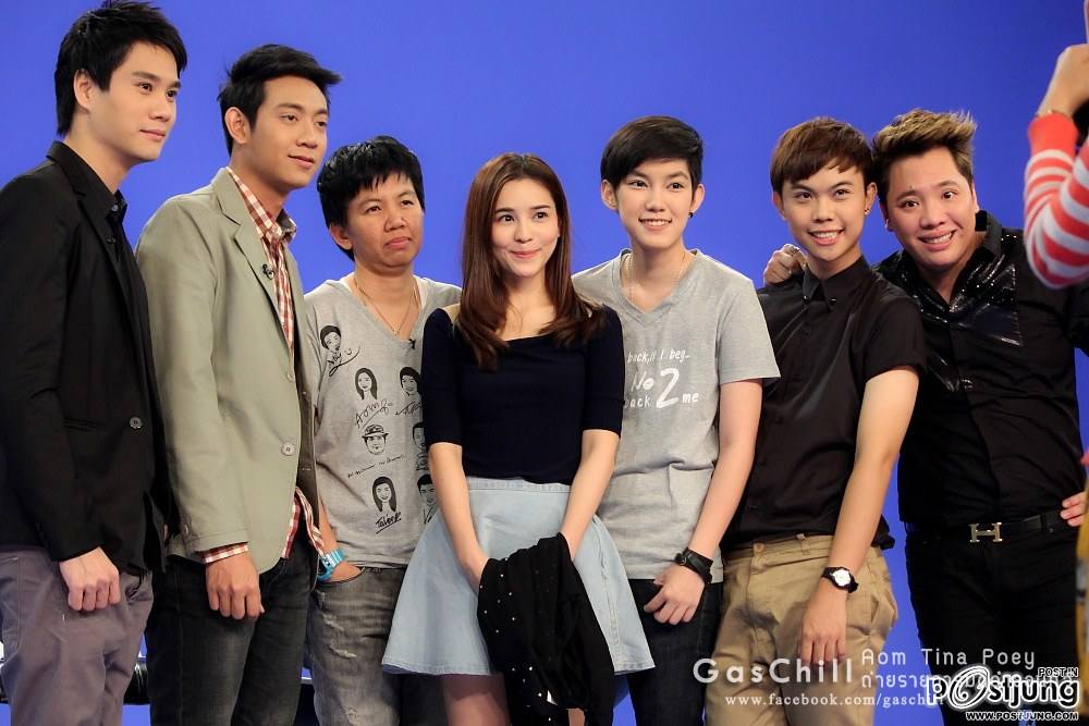 Aom Tina Poey :: โปรโมทหนัง Yes or No2 ในรายการมดดำออนทีวี