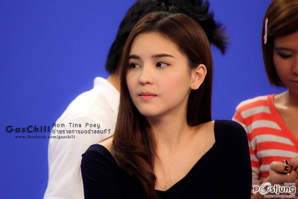 Aom Tina Poey :: โปรโมทหนัง Yes or No2 ในรายการมดดำออนทีวี