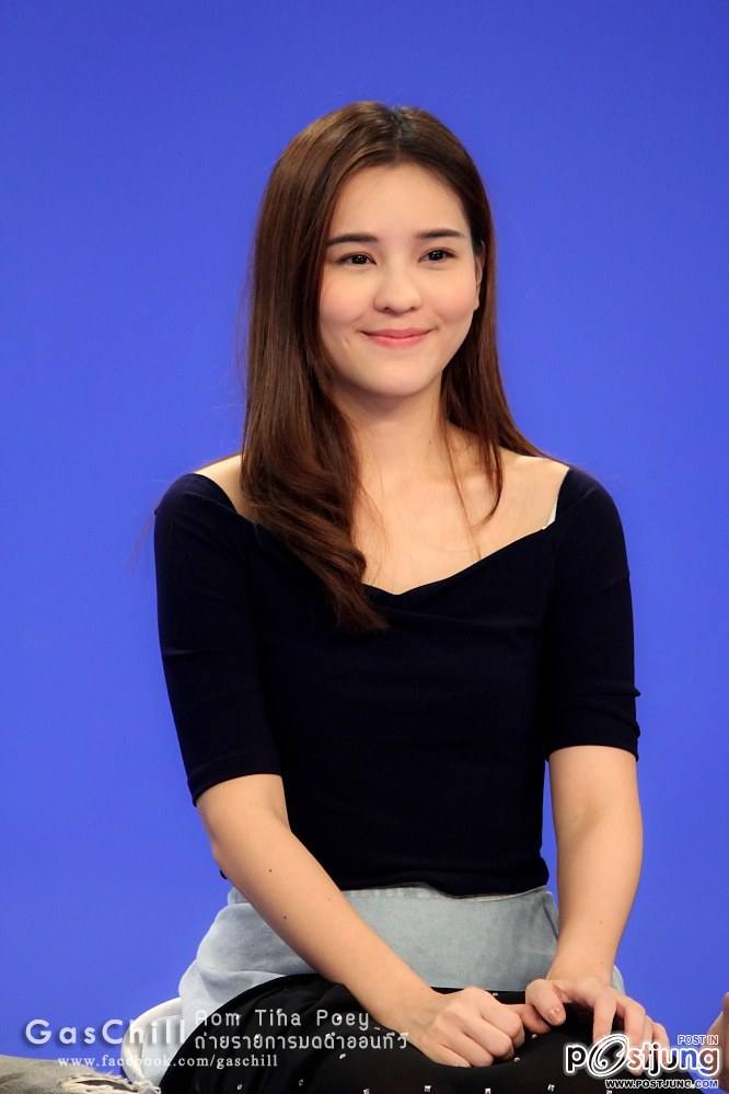 Aom Tina Poey :: โปรโมทหนัง Yes or No2 ในรายการมดดำออนทีวี