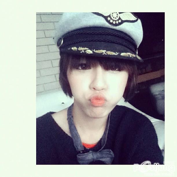 ดารากับท่าปากจู๋