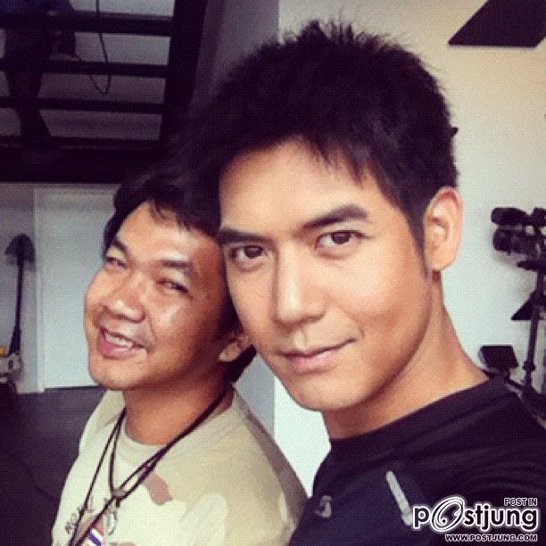 "เวียร์ โกนหนวดแล้ว น่ารักอ่ะ"