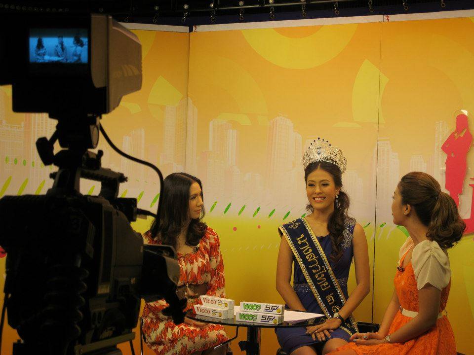 นางสาวไทย ๒๕๕๕ รายการ LADY FIRST