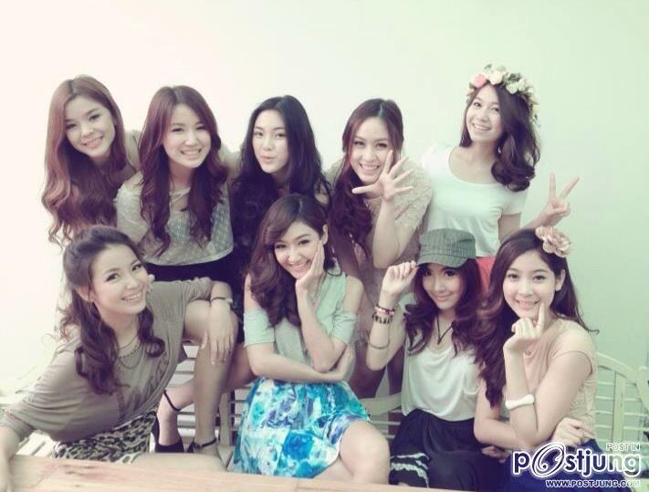 สาวๆ  Strawberry Cheesecake