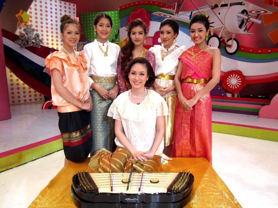 สาวๆ  Strawberry Cheesecake