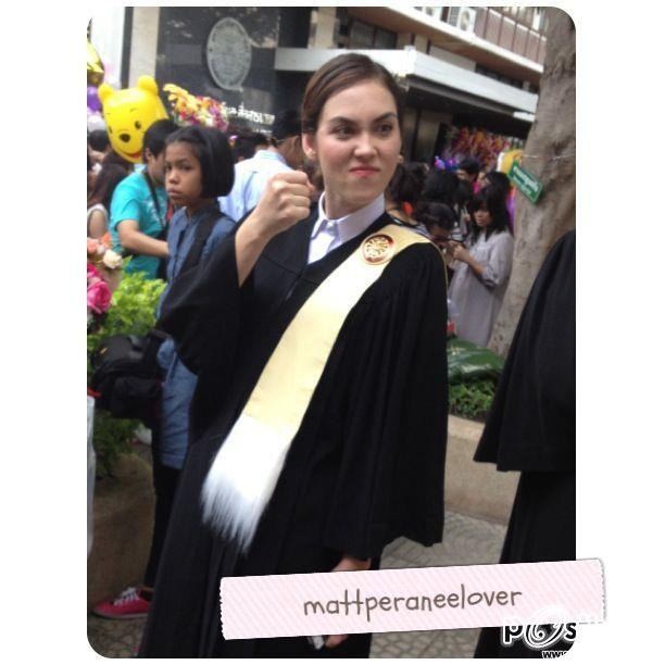 แมท รับปริญญาธรรมศาสตร์
