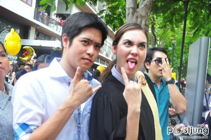 แมท รับปริญญาธรรมศาสตร์