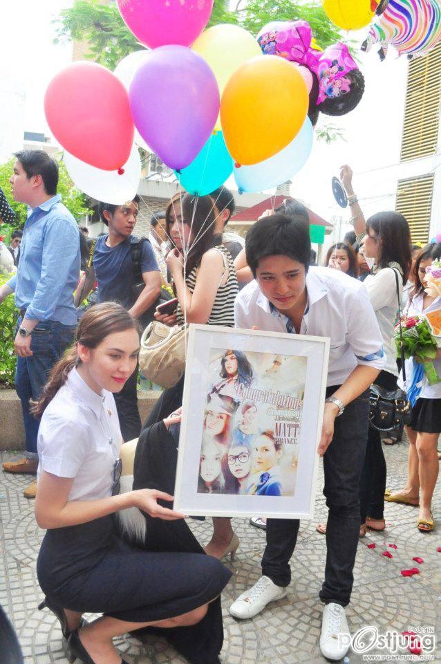 แมท รับปริญญาธรรมศาสตร์