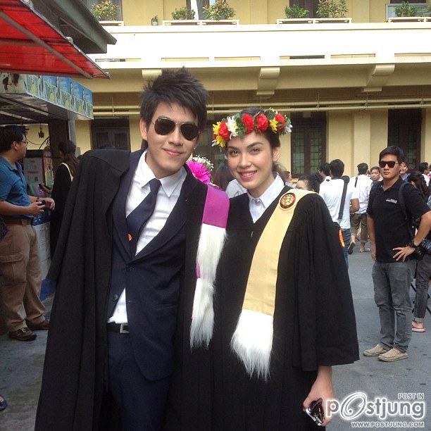แมท รับปริญญาธรรมศาสตร์