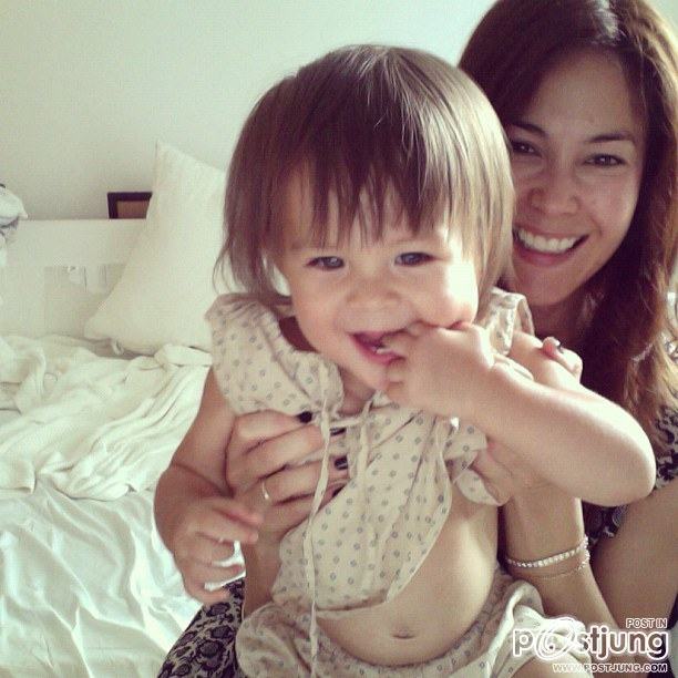 Instagram  พอลล่า