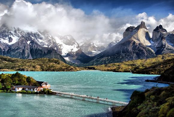 Lake Pahoe, Chile
