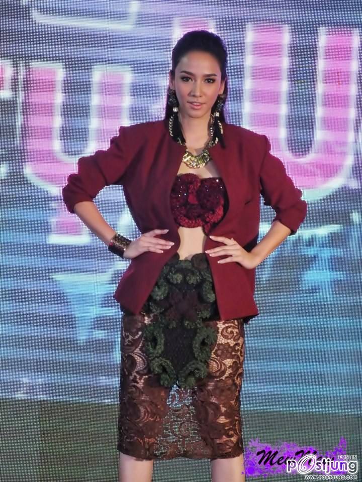 สวยเฉี่ยว @Super! Anniversary The mall City Walk !!