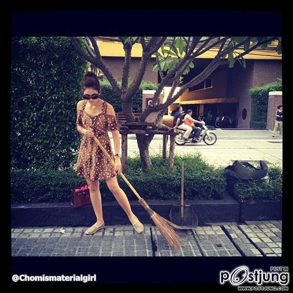 แฟชั่น ของ ARAYA A. HARGATE