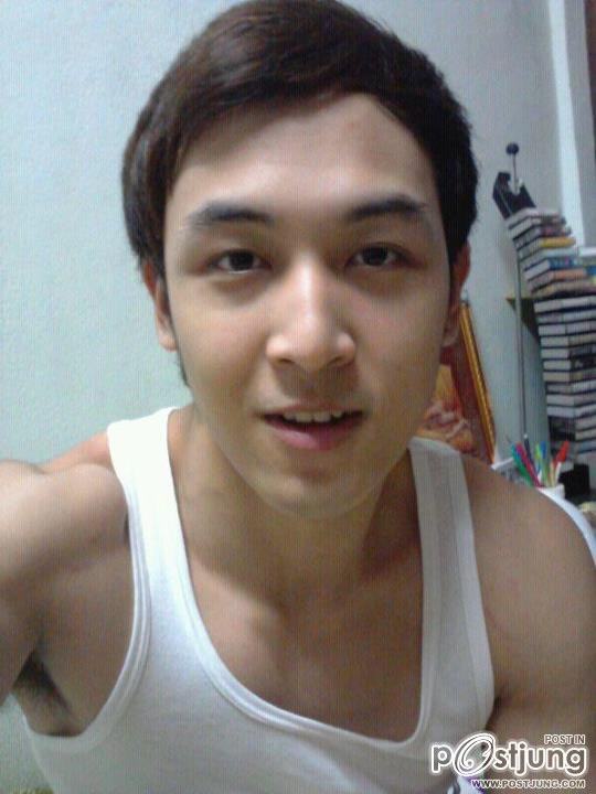น้องป๋อง พ่อค้าแซ่บข้าวมันไก่