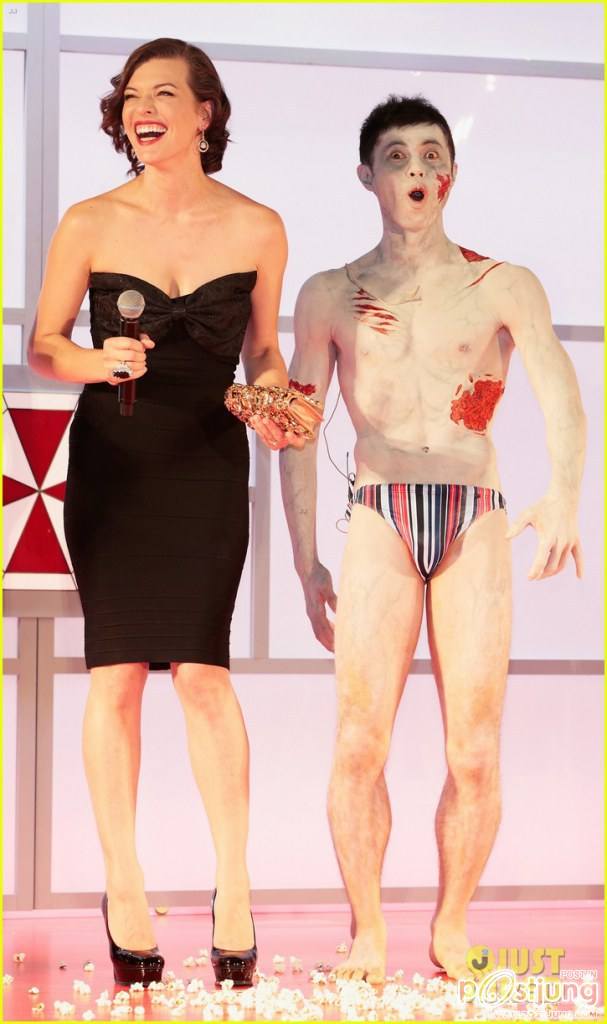 Milla Jovovich: 'Resident Evil: Retribution' Japan Premiere!