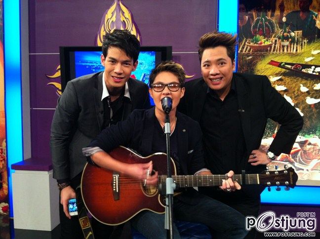 หนุ่ย นันทกานต์ ในรายการบอกเล่าเก้าสิบ
