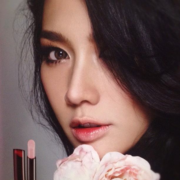 &hearts; อั้ม พัชราภา &hearts; ใน VOLUME ฉบับล่าสุด สวยเริ่ดไปกับเธอ ทุกที่ทุกเวลา
