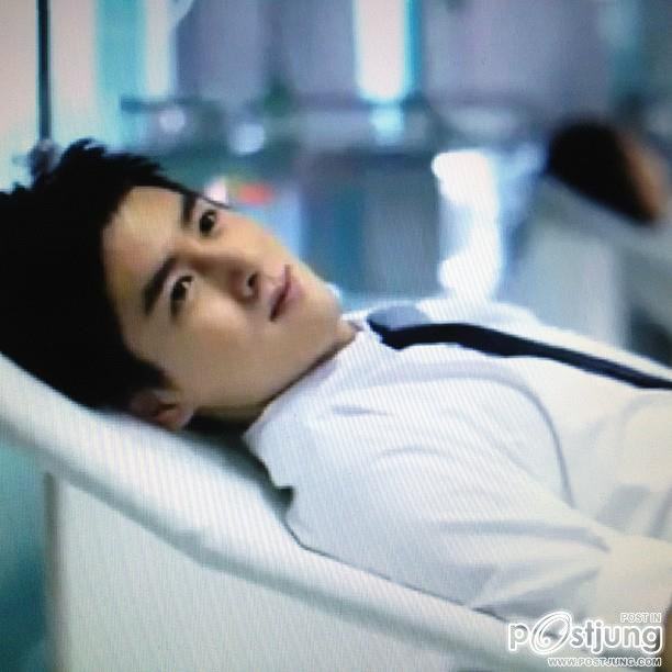 นิค พาวิช จากหนัง ไม่ได้ขอให้มารัก