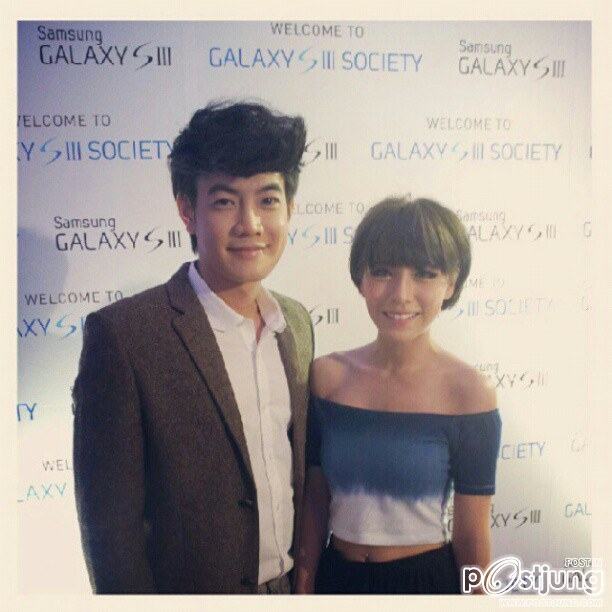 รวมรูปดาราในงานเปิดตัวGalaxy S3 Society