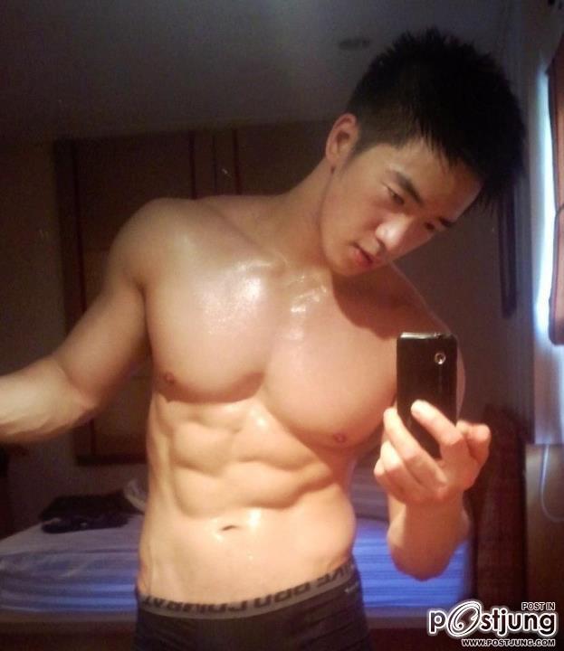 "Jiho Lee" หนุ่มเนื้อแน่น หน้าขยี้