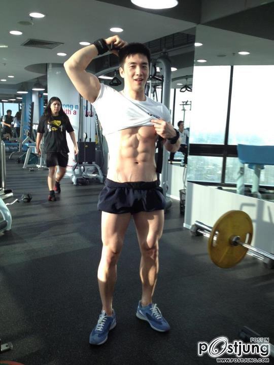 "Jiho Lee" หนุ่มเนื้อแน่น หน้าขยี้