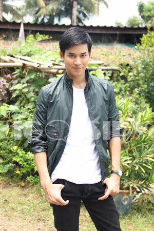 ป๊อบ ฐากูล