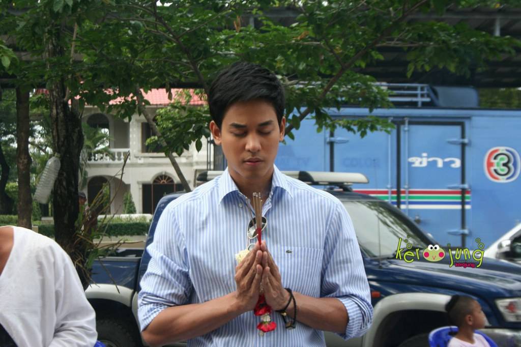 ป๊อบ ฐากูล