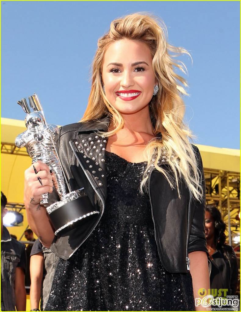 demi  lavato