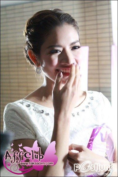 แอฟ ทักษอร @ กุลสตรีไทย 2555