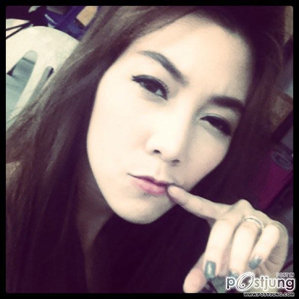 วุ้นเส้น วิริฒิพา แย้มนาม