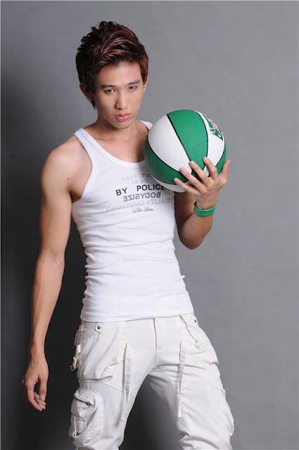 JRหนุ่มพม่า