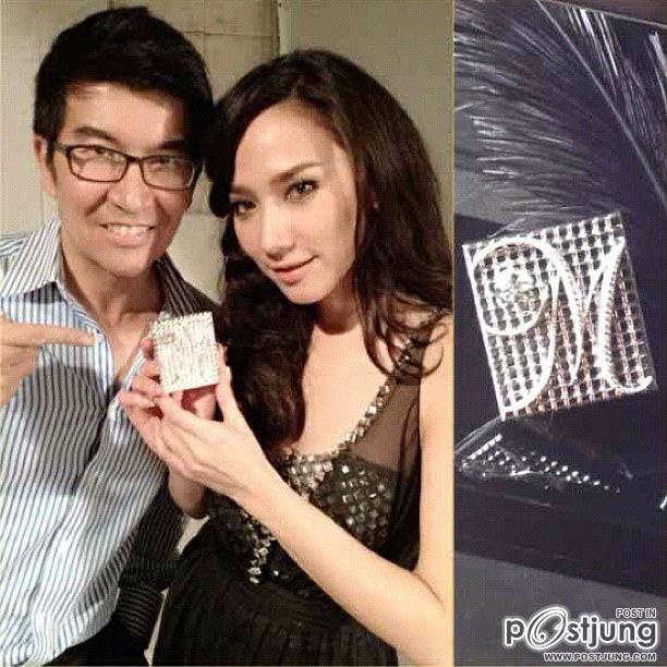 ยินดี กับ อั้ม พัชราภา ที่มีคน Follow อินสตาร์แกรม 600,000 คน [@aum_patchrapa]