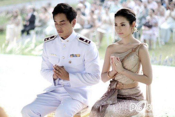 เจ้าสาวแสนสวยในชุดไทย