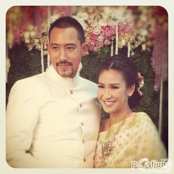 เจ้าสาวแสนสวยในชุดไทย