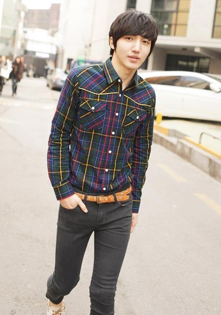 แฟชั่น เสื้อเชิ้ตเท่ๆ สำหรับ หนุ่มๆ