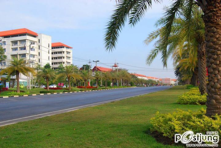 Mahasarakham University 2012 มองมุมต่าง