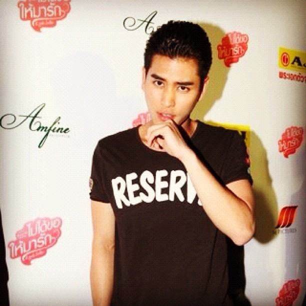 ปั้นจั่น ไม่หล่อเวอร์แต่มีเสน่ห์