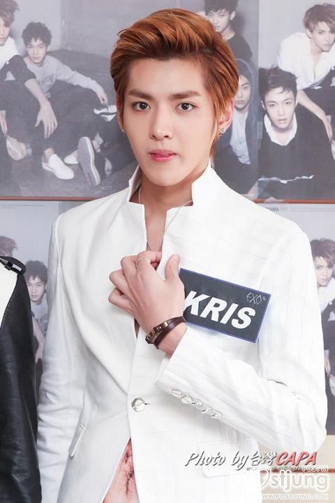 kris EXO M's Kris Heading Back To Korea