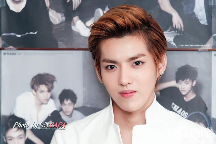 kris EXO M's Kris Heading Back To Korea