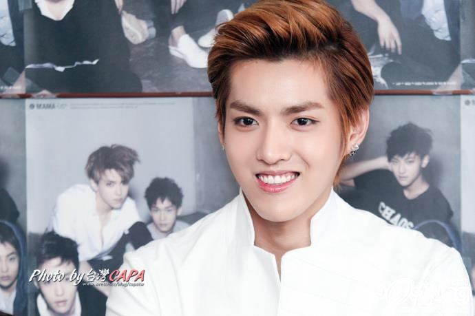 kris EXO M's Kris Heading Back To Korea